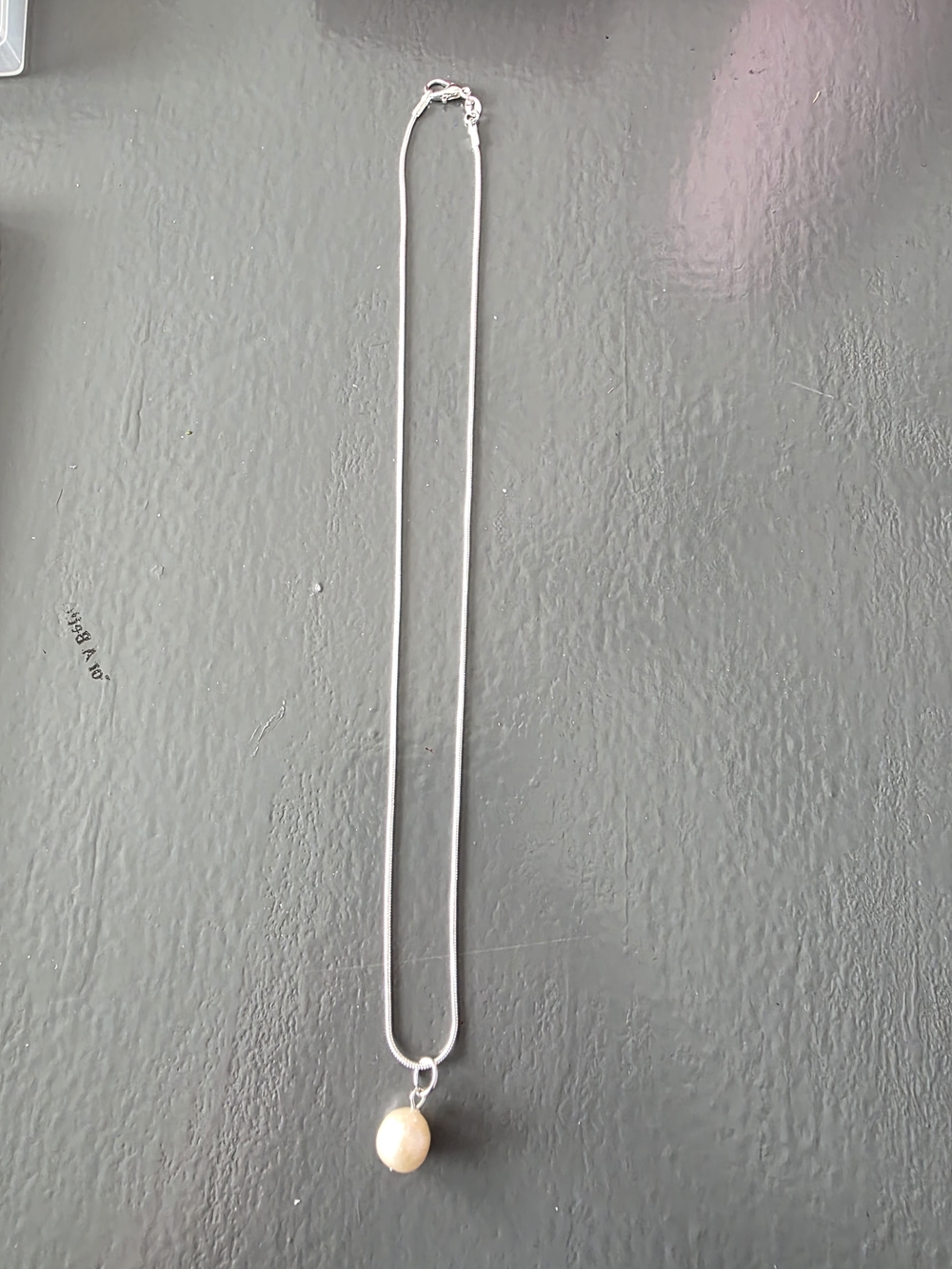Classic Sterling Silver Chain Necklace with Single Champange Pearl Pendant